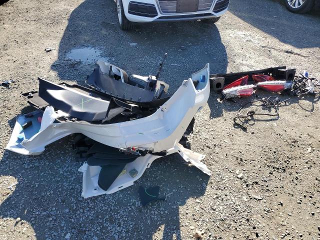 Photo 12 from auction – 2017 TOYOTA PRIUS PRIM with VIN JTDKARFP6H3004756