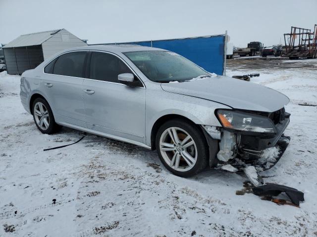 Photo 4 from auction – 2013 VOLKSWAGEN PASSAT SEL with VIN 1VWCM7A3XDC041871
