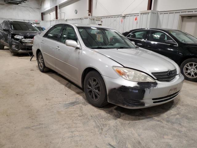 Photo 4 from auction – 2004 TOYOTA CAMRY LE with VIN 4T1BE32K84U358841