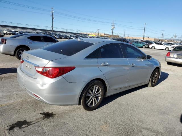 Photo 3 from auction – 2012 HYUNDAI SONATA GLS with VIN 5NPEB4AC7CH375309