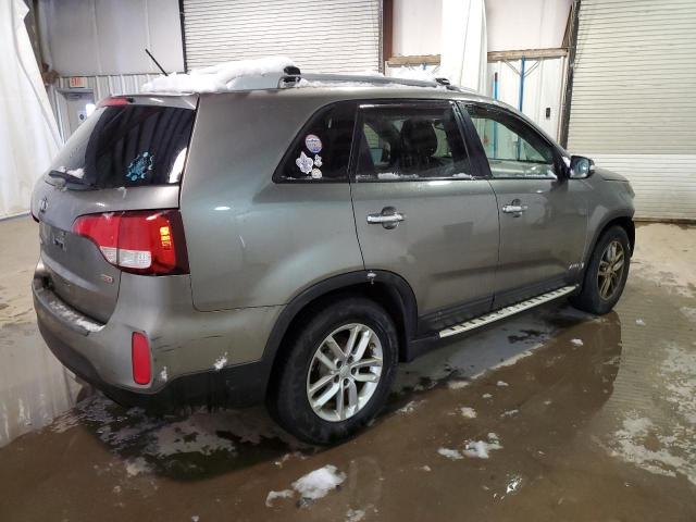 Photo 3 from auction – 2014 KIA SORENTO LX with VIN 5XYKTCA66EG506874