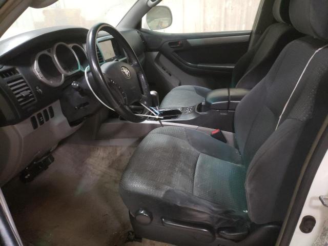 Photo 7 from auction – 2004 TOYOTA 4RUNNER SR with VIN JTEBT14R340028889
