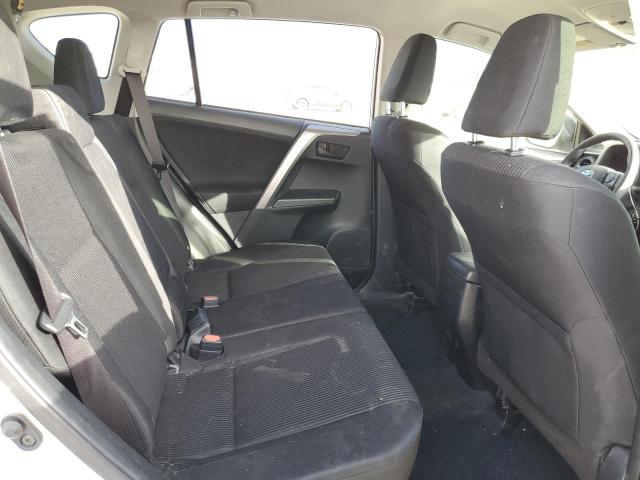 Photo 11 from auction – 2018 TOYOTA RAV4 LE with VIN JTMZFREV6JJ198707