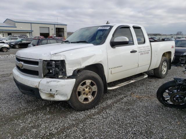 CHEVROLET SILVERADO 2007 with VIN 1GCEK19J07E504160 - Photo from auction