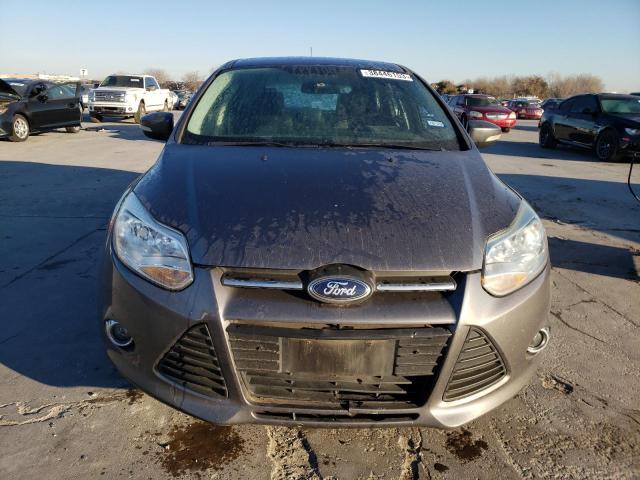 Zdjęcie 5 z aukcji – 2014 FORD FOCUS SE z VIN 1FADP3K25EL270625