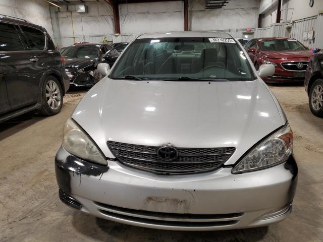 Photo 5 from auction – 2004 TOYOTA CAMRY LE with VIN 4T1BE32K84U358841