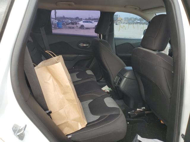 Photo 11 from auction – 2015 JEEP CHEROKEE S with VIN 1C4PJLAB0FW607745