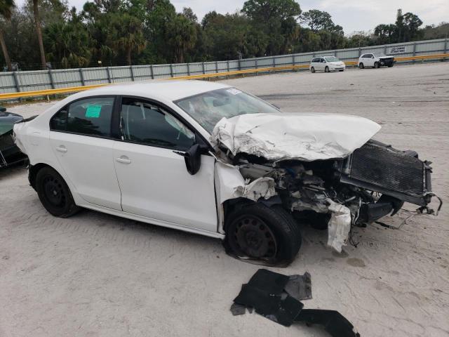 Photo 4 from auction – 2014 VOLKSWAGEN JETTA BASE with VIN 3VW2K7AJ9EM240975