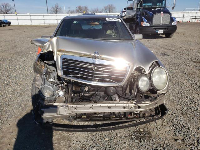 Photo 5 from auction – 1997 MERCEDES-BENZ E 320 with VIN WDBJF55F9VA382848
