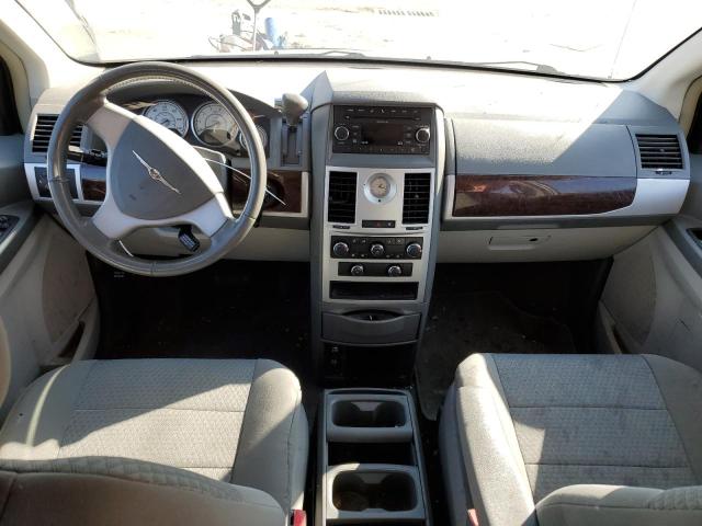 Photo 8 from auction – 2010 CHRYSLER TOWN & COU with VIN 2A4RR5D10AR278685
