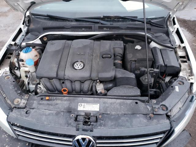 Photo 11 from auction – 2011 VOLKSWAGEN JETTA SEL with VIN 3VWLX7AJ2BM003049