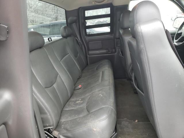 Photo 10 from auction – 2004 CHEVROLET SILVERADO with VIN 2GCEK19N441312370