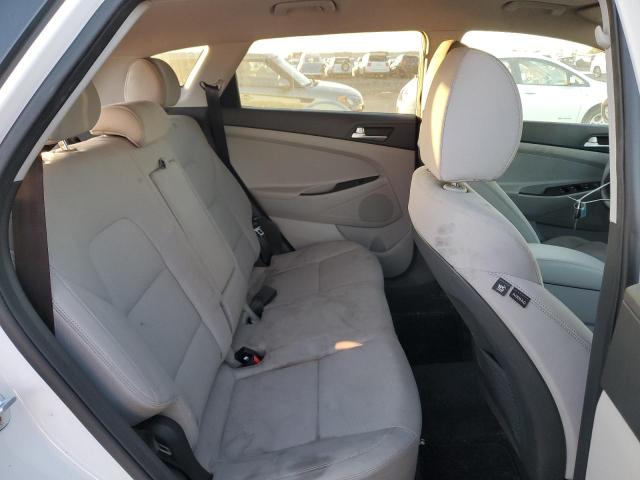 Photo 10 from auction – 2019 HYUNDAI TUCSON SE with VIN KM8J2CA41KU953244