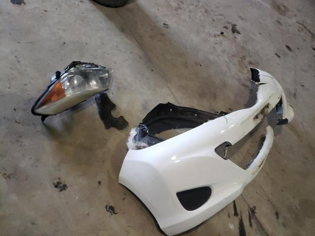 Photo 13 from auction – 2014 TOYOTA YARIS with VIN JTDKTUD30ED576960