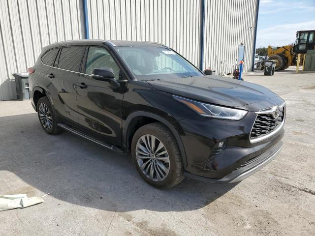 Photo 4 from auction – 2020 TOYOTA HIGHLANDER with VIN 5TDFZRAH4LS008578