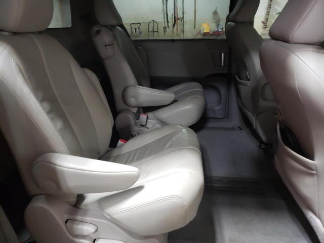 Photo 11 from auction – 2014 TOYOTA SIENNA XLE with VIN 5TDYK3DC1ES494814