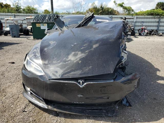 Photo 5 from auction – 2016 TESLA MODEL S with VIN 5YJSA1E44GF168145
