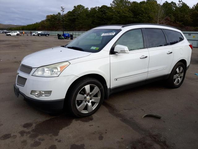CHEVROLET TRAVERSE 2009 with VIN 1GNER33D99S100120 - Photo from auction