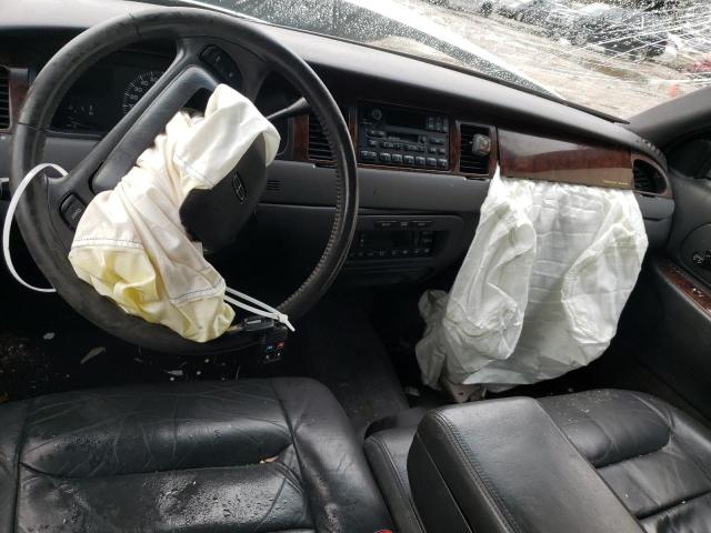 Photo 8 from auction – 2000 LINCOLN TOWN CAR E with VIN 1LNHM81W7YY852914