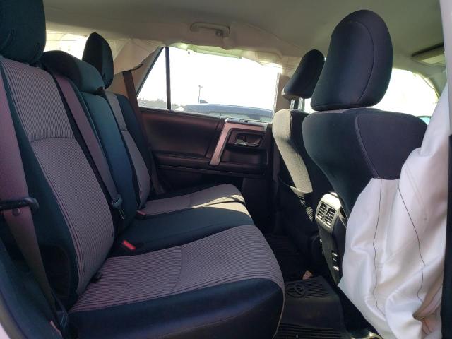 Photo 11 from auction – 2016 TOYOTA 4RUNNER SR with VIN JTEZU5JR2G5123104