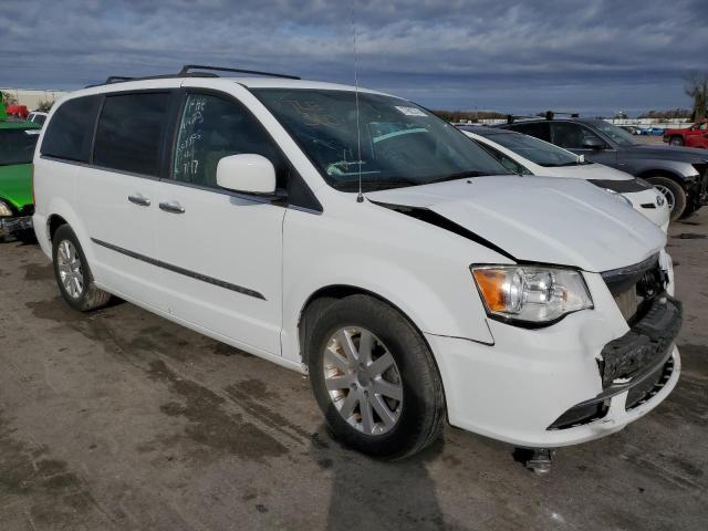 Photo 4 from auction – 2016 CHRYSLER TOWN & COU with VIN 2C4RC1BG9GR305866