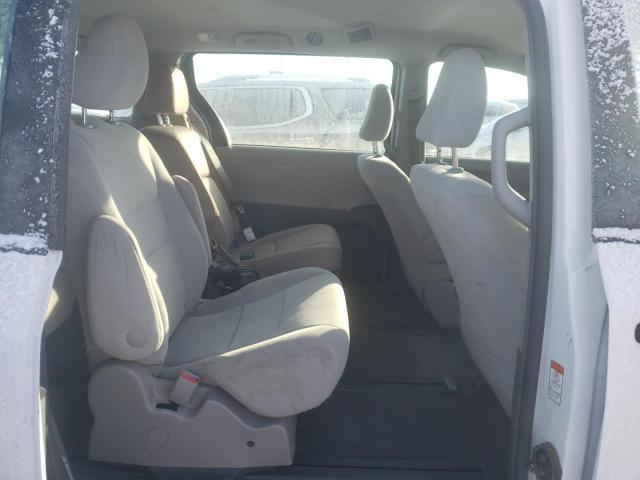 Photo 11 from auction – 2018 TOYOTA SIENNA L with VIN 5TDZZ3DCXJS930425