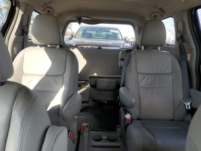 Photo 10 from auction – 2017 TOYOTA SIENNA XLE with VIN 5TDYZ3DC0HS776782
