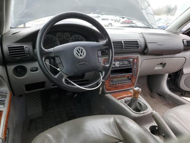 Photo 8 from auction – 2001 VOLKSWAGEN PASSAT GLX with VIN WVWRH63B41E157289