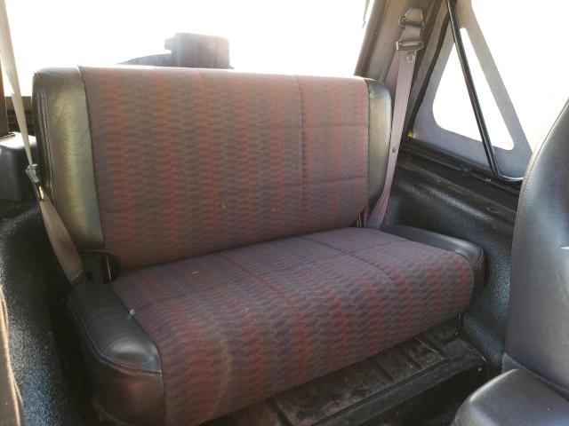 Photo 10 from auction – 2000 JEEP WRANGLER / with VIN 1J4FA49S6YP781090