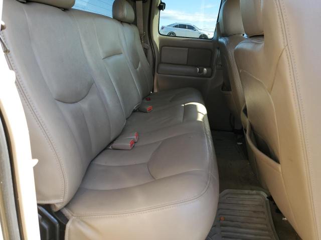 Photo 10 from auction – 2004 CHEVROLET SILVERADO with VIN 1GCEK19T74E148335