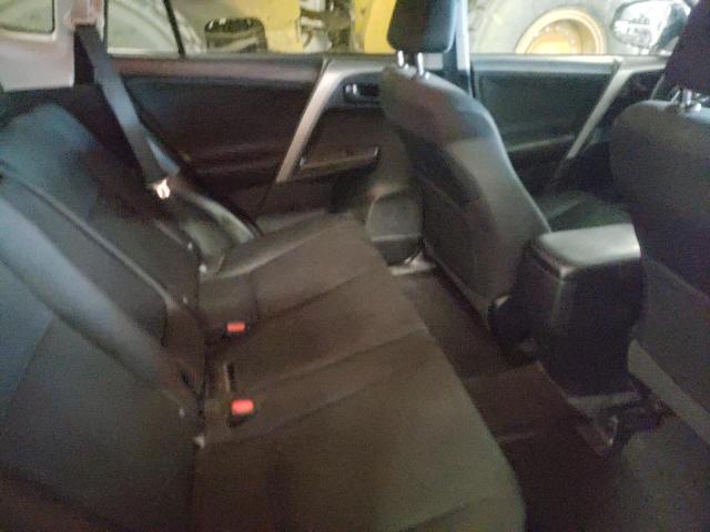 Photo 11 from auction – 2017 TOYOTA RAV4 LE with VIN 2T3BFREV0HW575139