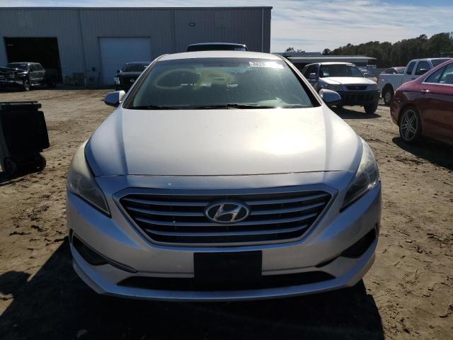 Photo 5 from auction – 2017 HYUNDAI SONATA SE with VIN 5NPE24AF8HH533237