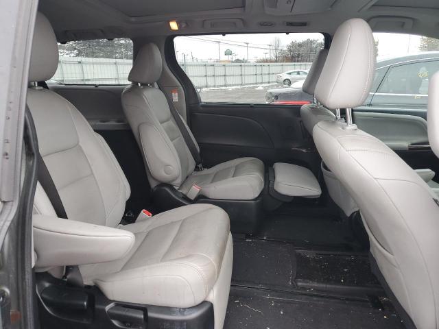 Photo 11 from auction – 2015 TOYOTA SIENNA XLE with VIN 5TDYK3DC0FS564157