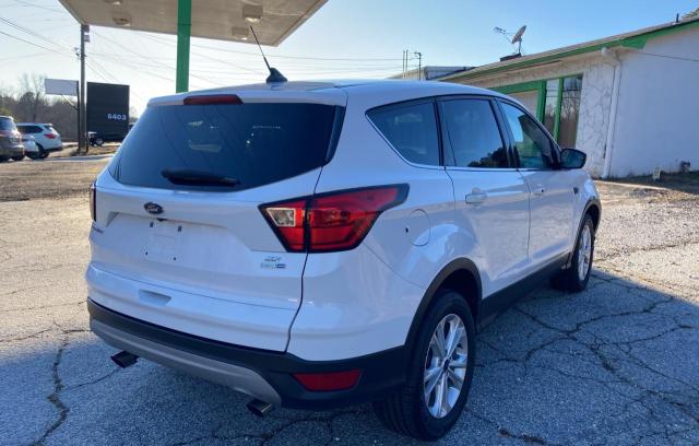 Photo 4 from auction – 2019 FORD ESCAPE SE with VIN 1FMCU9G90KUB83384