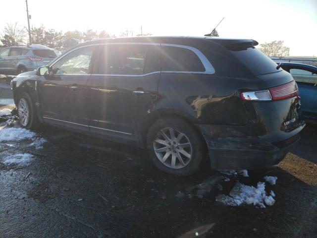 Photo 2 from auction – 2017 LINCOLN MKT with VIN 2LMHJ5NK9HBL00377