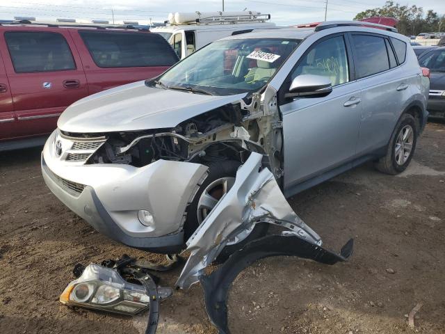 TOYOTA RAV4 XLE 2013 with VIN 2T3WFREV8DW054598 - Photo from auction