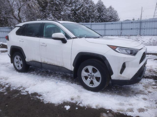 Photo 4 from auction – 2019 TOYOTA RAV4 XLE with VIN 2T3R1RFV2KC042178