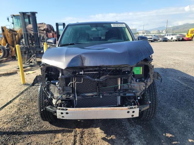 Photo 5 from auction – 2018 TOYOTA 4RUNNER SR with VIN JTEZU5JR3J5175056