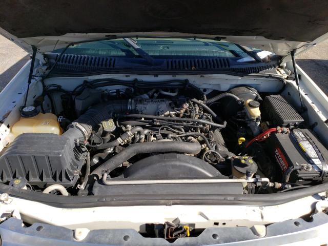 Photo 12 from auction – 2004 MERCURY MOUNTAINEE with VIN 4M2DU86W64ZJ50867