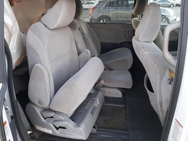 Photo 11 from auction – 2015 TOYOTA SIENNA LE with VIN 5TDKK3DC0FS590859