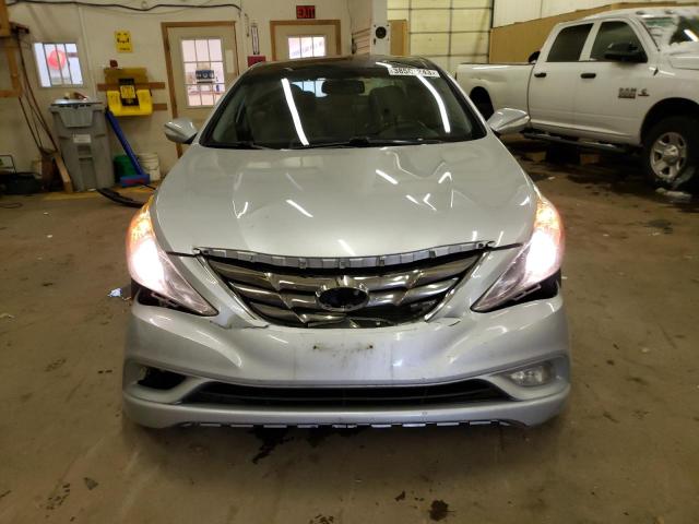 Photo 5 from auction – 2012 HYUNDAI SONATA SE with VIN 5NPEC4AC4CH326131