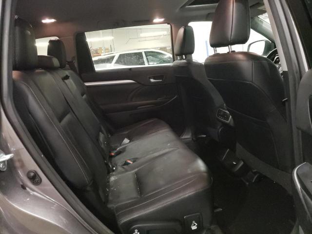 Photo 10 from auction – 2017 TOYOTA HIGHLANDER with VIN 5TDJZRFH3HS404771