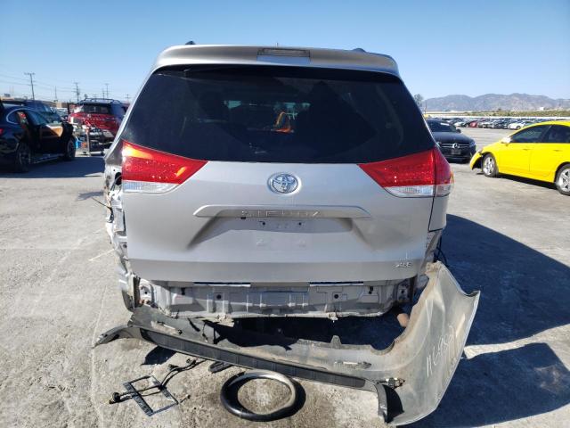 Photo 13 from auction – 2011 TOYOTA SIENNA XLE with VIN 5TDYK3DC6BS169362
