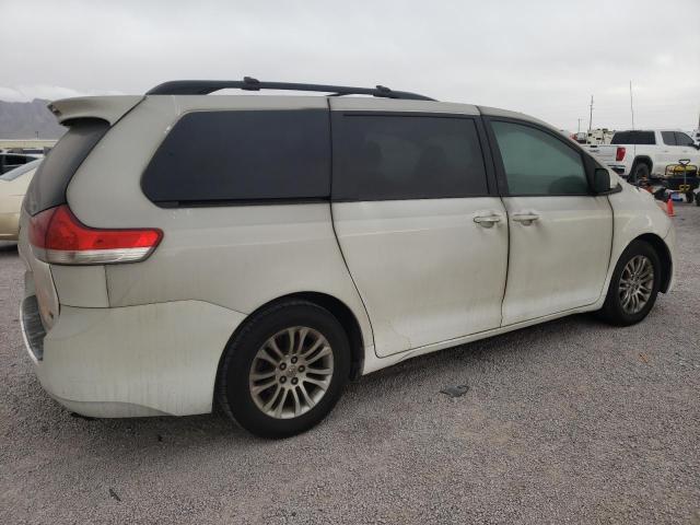 Photo 3 from auction – 2011 TOYOTA SIENNA XLE with VIN 5TDYK3DC7BS094039