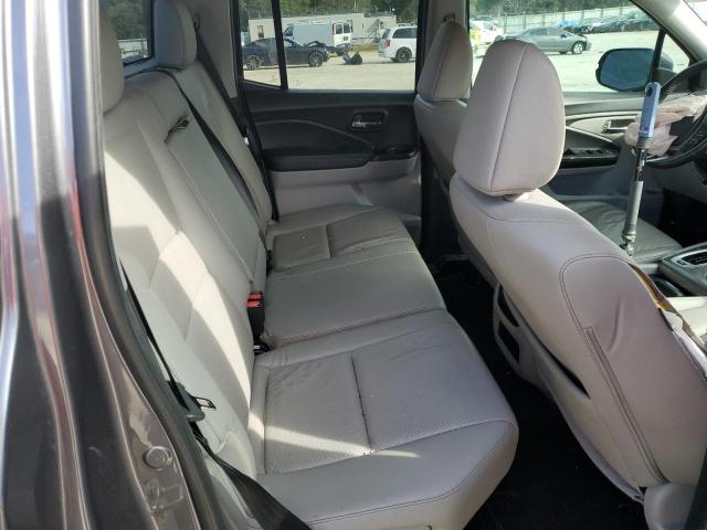 Photo 10 from auction – 2017 HONDA RIDGELINE with VIN 5FPYK2F63HB007906