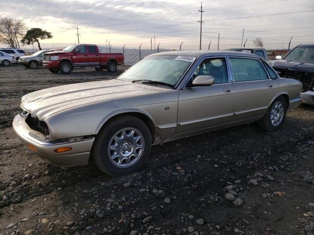 JAGUAR XJ8 L 2000 with VIN SAJDA23C7YLF20632 - Photo from auction