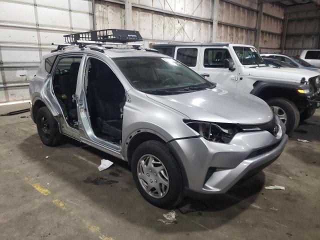 Photo 4 from auction – 2017 TOYOTA RAV4 LE with VIN 2T3BFREV3HW552132
