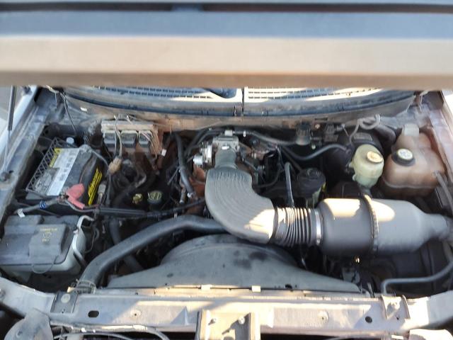 Photo 11 from auction – 2005 FORD F150 with VIN 1FTRX02W35KD58838