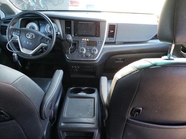 Photo 8 from auction – 2017 TOYOTA SIENNA SE with VIN 5TDXZ3DC9HS872759