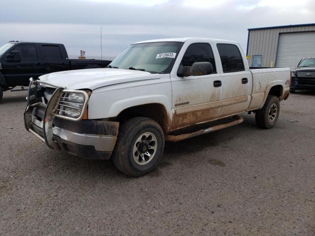CHEVROLET SILVERADO 2004 with VIN 1GCHK23U74F236901 - Photo from auction